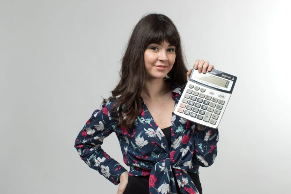 Calculate Age Between Two Dates free